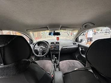 прием стекл: Volkswagen Polo: 2014 г., 1.6 л, Механика, Бензин, Седан — 6