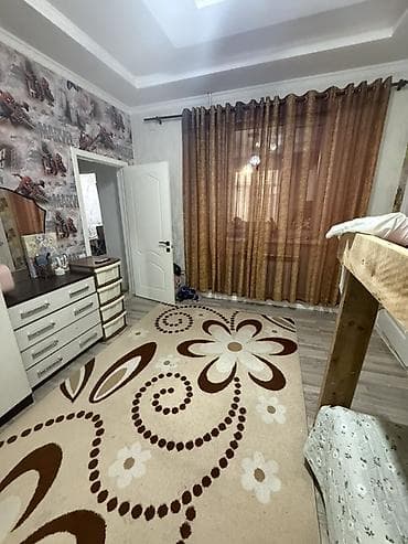 үй дом: Продаётся просторный жилой дом, В Ак-Ордо 3, стены кирпичные — 7