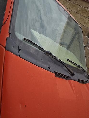 Грузовой фургон Ford Transit (поколение 1986–2000), красный — 4