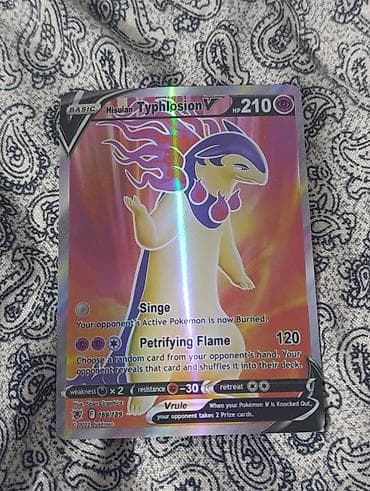 Спорт и хобби: Коллекционная карта Pokémon TCG: Hisuian Typhlosion V (фулл-арт, холо) — 1