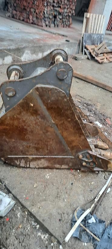 Ковш для экскаватора 140 и гидромолот цены 2500$ - Тип: землеройный