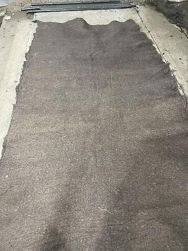 Металлочерепица: Тердик желдик жабууга кара кийиздер бар баасы 2600 Узуну 4мт Туурасы — 3