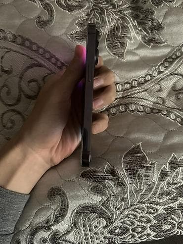 8 pro: IPhone 14 Pro, Б/у, 256 ГБ, Deep Purple, Защитное стекло, Чехол, Кабель, 81 % — 5