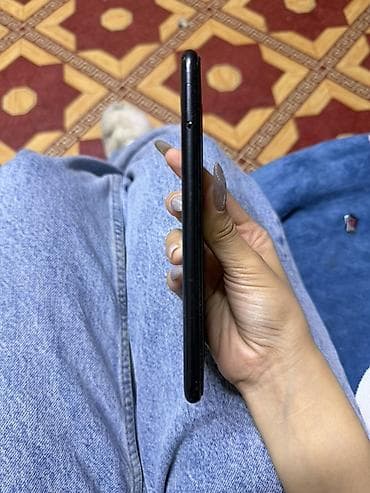 e mount: Samsung Galaxy A11, Б/у, цвет - Черный, 2 SIM — 2