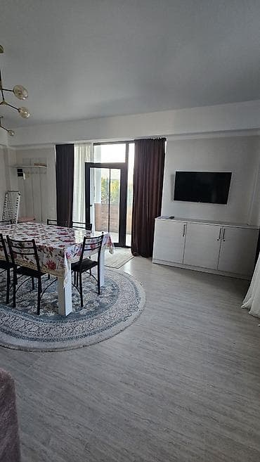 Ысык-Көлдө эс алуу: Ысык-Көлдө ижарага батир, Бостери, 8 орун, Баасы Бүтүндөй турак үй үчүн — 3