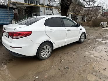 Продажа авто: Kia Rio: 2015 г., 1.4 л, Автомат, Бензин, Седан — 2