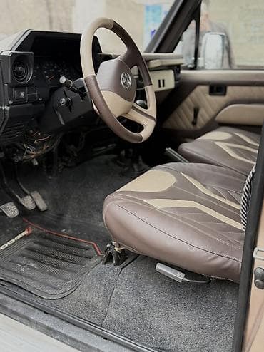 Toyota Land Cruiser: 2009 г., 4.2 л, Дизель, Внедорожник — 5