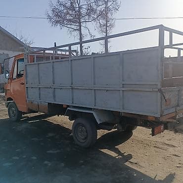 lexus lx600: Легкий грузовик, Mercedes-Benz, Стандарт, 1,5 т — 4