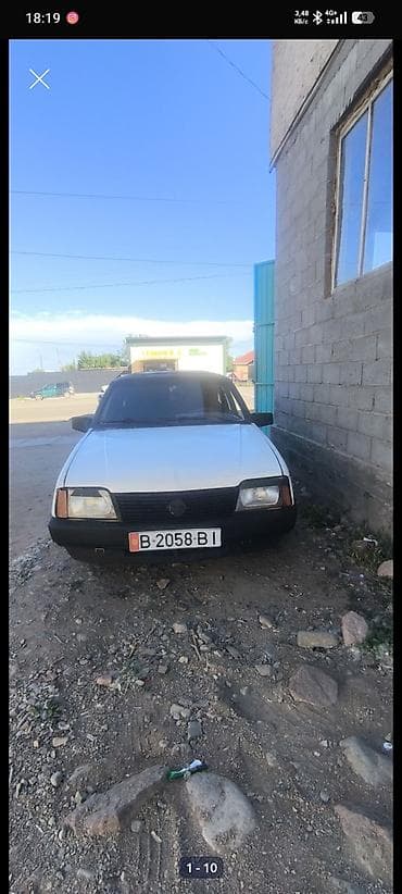 портер авто: Opel Ascona: 1986 г., 1.5 л, Механика, Бензин, Хэтчбэк — 1