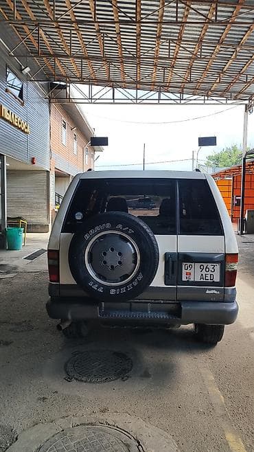 4 вд: Isuzu Bighorn: 1999 г., 3.1 л, Автомат, Дизель, Внедорожник — 9