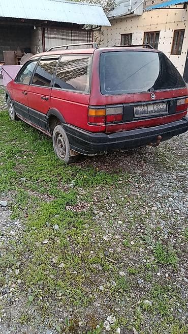 subaru legacy bh: Volkswagen Passat Variant: 1992 г., Универсал — 2