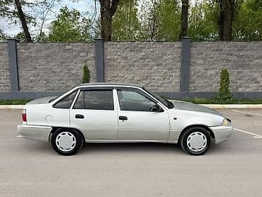 daewoo nexia салон: Daewoo Nexia: 2008 г., Механика, Седан — 3