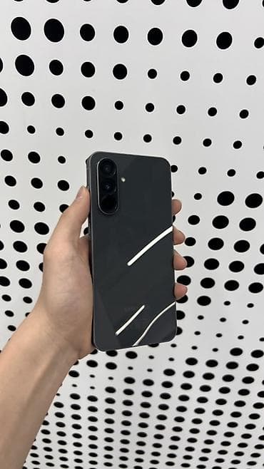 one plas: Samsung Galaxy A56 5G, Б/у, 128 ГБ, цвет - Серый, В рассрочку, 2 SIM — 1