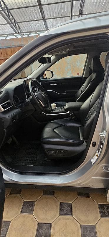 Продажа авто: Toyota Highlander: 2022 г., 3.5 л, Автомат, Бензин, Кроссовер — 6