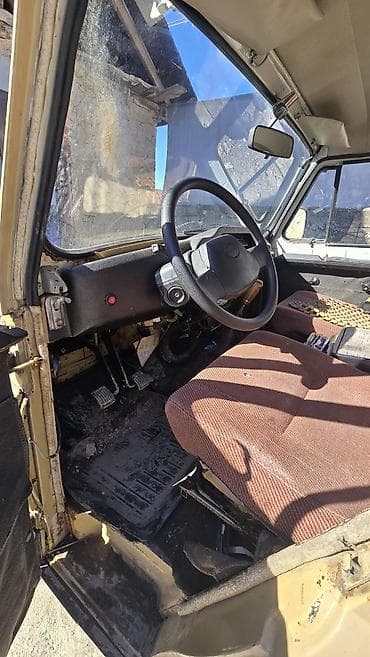 audi s5: УАЗ 469: 1992 г., Механика, Бензин, Внедорожник — 3