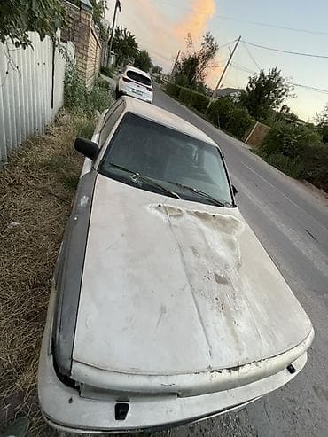 Транспорт: Toyota Camry: 1989 г., Бензин, Седан — 10