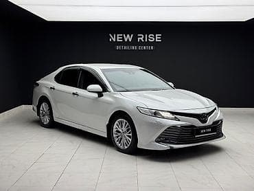 продаю тайота калдина: Toyota Camry: 2020 г., Автомат, Седан — 5