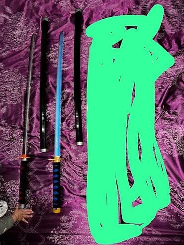 Игровые катаны (2 шт.)
1 шт 2500 сом,темно синяя и темно красно белая