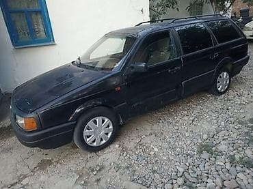Volkswagen Passat: 1990 г., 1.8 л, Механика, Газ — 8