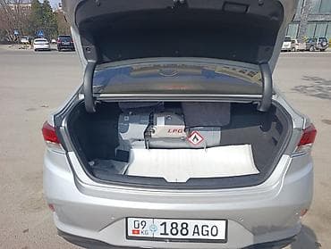 Продажа авто: Hyundai Sonata: 2021 г., 2 л, Типтроник, Газ, Седан — 5