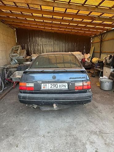 гак айон с: Volkswagen Passat: 1993 г. — 2