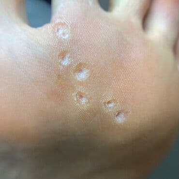 помощник для маникюра: 💅 Жарашыктуу маникюр — назиктик белгиси! Бизде сапаттуу кызмат — 3