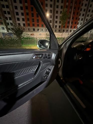sprinter 4 4: Mercedes-Benz C-Class: 2001 г., 2 л, Автомат, Бензин, Седан — 9