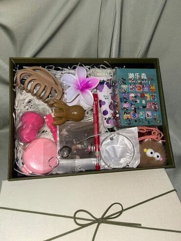 косметологический столик: Подарочные боксы с аксессуарами и милыми мелочами Что внутри (состав — 7