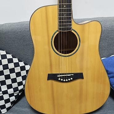 акорт левый руль: Акустическая гитара LERAN (дредноут с вырезом) - Корпус формата — 3