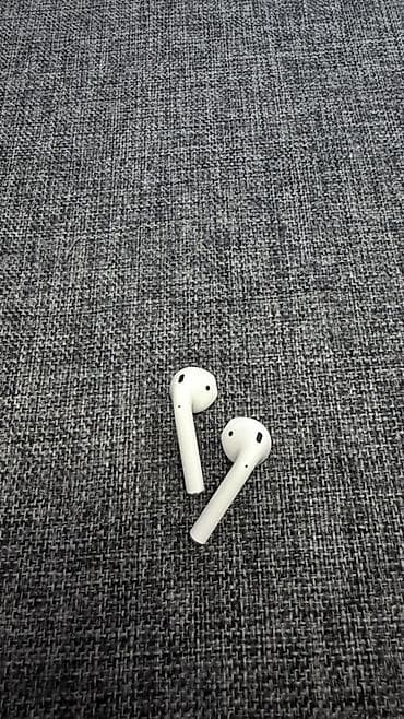 beats studio pro: Беспроводные наушники Apple AirPods в фирменном белом зарядном кейсе — 4