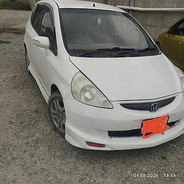 решотка фит: Honda Fit: 2003 г., 1.3 л, Автомат, Бензин, Хэтчбэк — 1