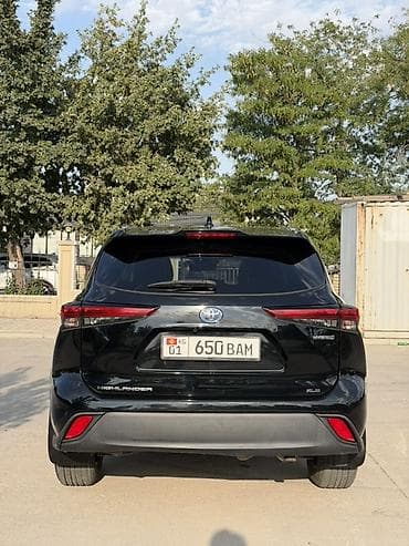 low ll: Toyota Highlander: 2021 г., 2.5 л, Автомат, Кроссовер — 10