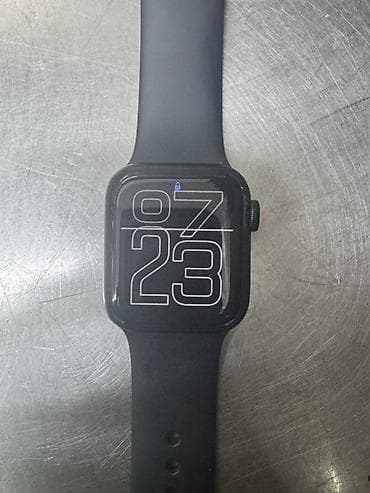 Apple Watch: Apple Watch SE 2-го поколение (40 мм), алюминиевый корпус, черный — 2