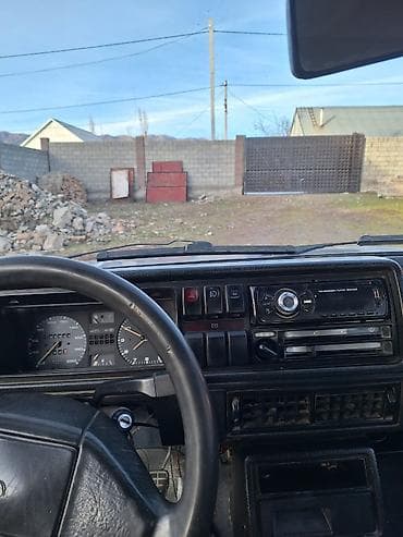 Volkswagen Golf: 1988 г., 1.8 л, Ручные, Хэтчбэк — 7