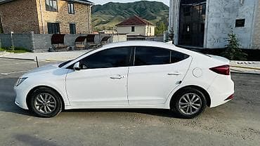черный byd: Hyundai Avante: 2018 г., 1.6 л, Автомат, Бензин, Седан — 5