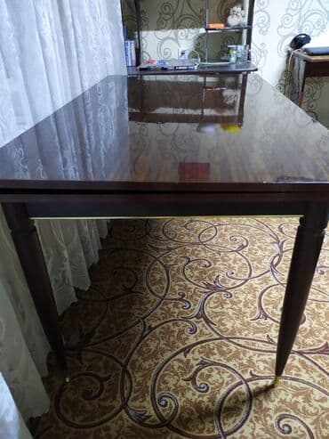 письменные столы для двоих: ✅Продаётся раздвижной стол для гостиной или столовой. ♻️Форма — 7