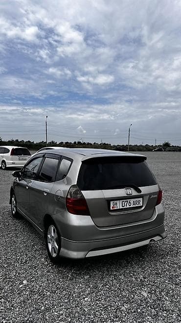 mazda x7: Honda Jazz: 2005 г., Автомат, Хэтчбэк — 5