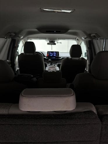 prius v: Toyota Sienna: 2021 г., 2.5 л, Автомат, Гибрид, Минивэн — 3
