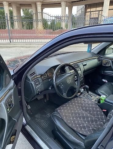 значок на капот мерс: Mercedes-Benz E-класс AMG: 2001 г., 4.3 л, Автомат, Газ, Седан — 5