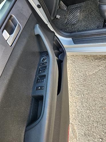 hyundai solaris i: Hyundai Sonata: 2019 г., 2 л, Автомат, Газ, Седан — 10