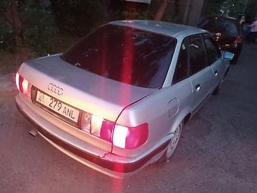 Audi: Audi 80: 1993 г., 2 л, Механика, Бензин, Седан — 7