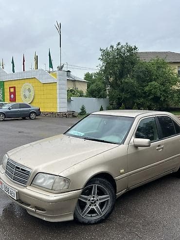 полка мерс: Mercedes-Benz C-Class: 2000 г., 2.2 л, Автомат, Дизель, Седан — 1