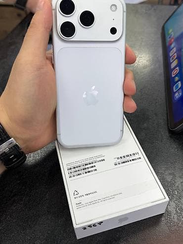 Техника и электроника: IPhone 17 Pro, Б/у, 256 ГБ, Серебристый, Коробка, В рассрочку, 100 % — 4