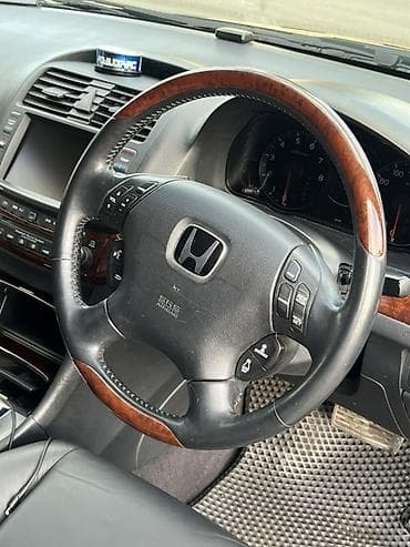 Продажа авто: Honda Accord: 2003 г., Седан — 6