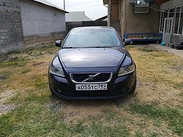 блок реле: Volvo S40: 2010 г., 2 л, Автомат, Бензин, Седан — 1