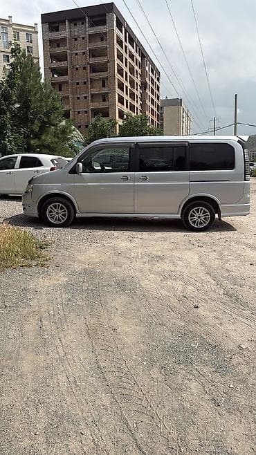 Honda Stepwgn: 2003 г., 2 л, Автомат — 4