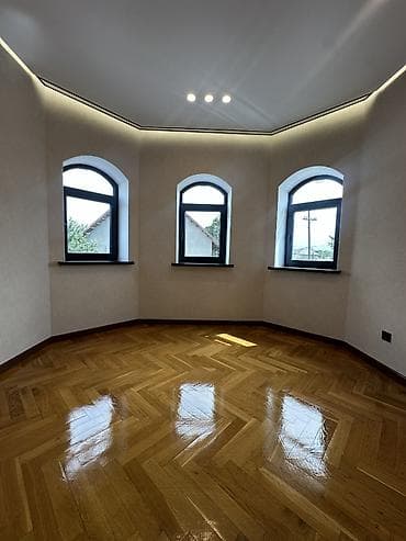 Продажа домов: 🏡 Продается просторный 3-уровневый дом 📍 Кызыл-Аскер, ул. Казакова — 4