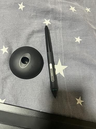 Графические планшеты: Wacom, Новый, Размер A4, Кабель — 6