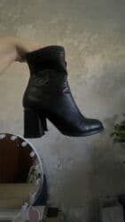 сапоги лакированные на высоких каблуках: Ботинки Деми размер не подошел,, кожзам — 1