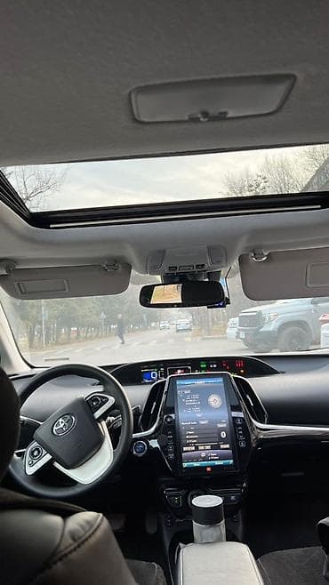 prius prime: Toyota Prius: 2018 г., 1.8 л, Гибрид, Лифтбек — 1